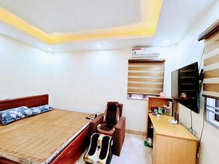 Bán mảnh đất vàng vị trí đẹp, xe tải qua nhà chỉ nhỉnh 4 tỷ, thương lượng, sổ chính chủ