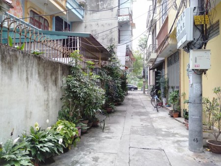 Bán nhà Văn La, lô góc 3 thoáng, ô tô đỗ cửa, giáp khu đô thị Văn Phú, sổ chính chủ