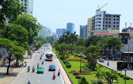 Bán nhà Đống Đa, ô tô đỗ cửa, cho thuê 20 triệu/tháng, giá bán 8.8 tỷ, lh 0865015449