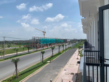 Đi đến slide 8