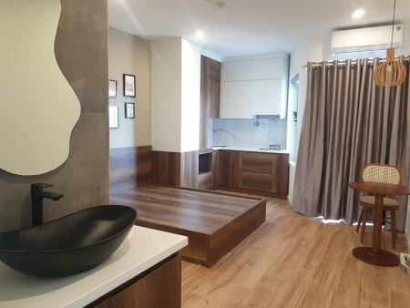 Bán Tòa nhà Dịch vụ cao cấp Phan Đình Giót dt 124m2 9 tầng ô tô tránh giá bán chỉ 25.7 tỷ
