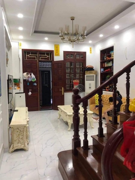 Bán nhà mặt ngõ phố Dịch Vọng Cầu Giấy LPO Oto KD 75mx5T Mt5m 9.5 Tỷ 0902224679