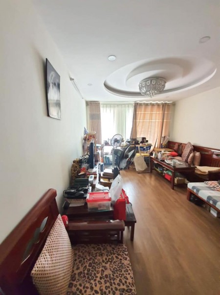 Chủ cần bán nhà Khương Đình, Thanh Xuân, nhà đẹp 5 tầng, nội thất mới đẹp, dt 33m2, nhỉnh 3 tỷ