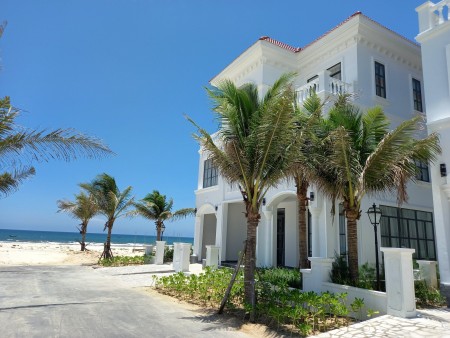 Chỉ từ 17tr/m2 sở hữu ngay shophouse, biệt thự biển tại FLC Quảng Bình Beach & Golf Resort