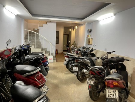 Bán nhà nguyên căn 6 tầng thang máy 17 phòng khép kín, view Time City Minh Khai Hai Bà Trưng