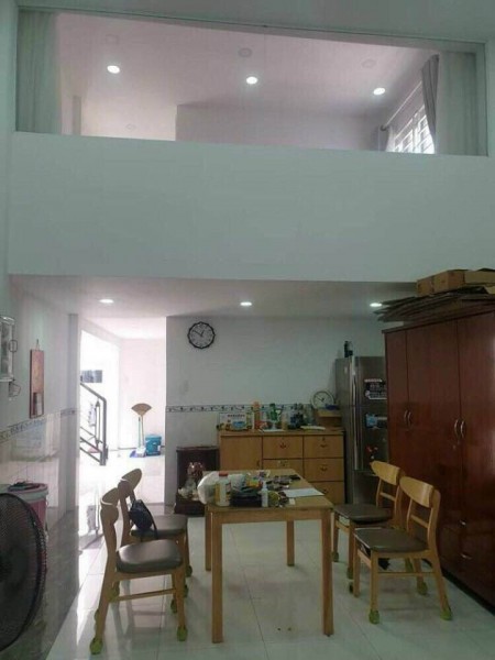Bán gấp trong tuần, nhà Lạc Long Quân, Quận Tân Bình diện tích 44m2, giá hời