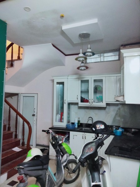 Bán nhà Hồ Tùng Mậu, Cầu Giấy, diện tích sử dụng 30m2, 5 tầng, giá bán chỉ 3.6 Tỷ