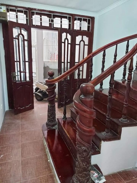 Bán nhà Phố Minh Khai, diện tích sử dụng 30m2, 5 tầng đúc, giá chào 3,1 tỷ, hỗ trợ vay