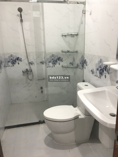 Nhà ở Nguyễn Huy Tưởng dt 23m2 4 tầng giá 2.55 tỷ ngõ rộng đông dân kinh doanh tốt