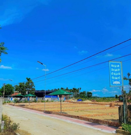 Bán đất mặt tiền đường 5m5 cách quốc lộ chỉ 400m sổ hồng riêng từng lô, hỗ trợ vay