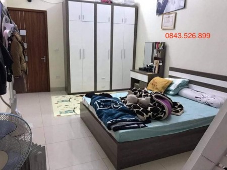 Bán nhà phố Nguyễn Khoái-ô tô-hàng xóm Sun Grand City, diện tích 78m2 giá nhỉnh 4 tỷ