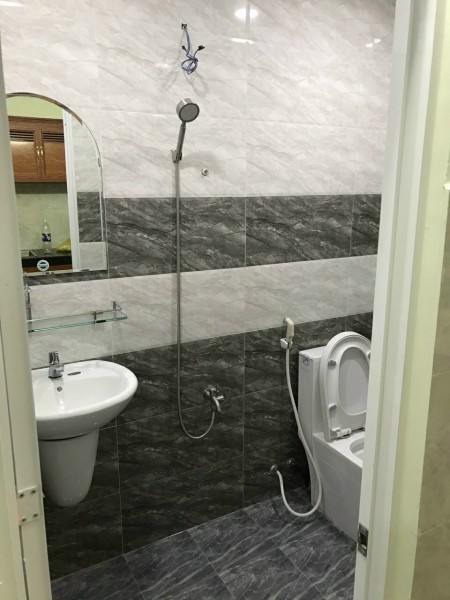 Cho thuê nhà Nguyễn Tư Giản, P12, Gò Vấp, 4x9m, 1 trệt, lửng, 5.5 triệu/tháng