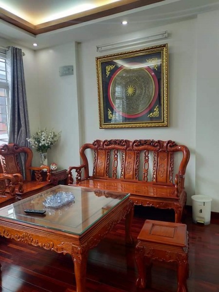 Siêu phẩm Việt Hưng gara ô tô ngõ thông tứ phía kinh doanh dt 62m2 5 tầng, giá 8 tỷ