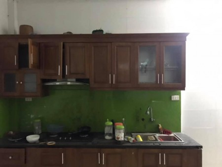 Bán nhà nguyên căn ngõ Quỳnh, Hai Bà Trưng, gần phố dt 42m2, giá nhỉnh 3 tỷ, sổ có sẵn