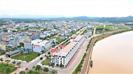 Royal Riverside City Móng Cái Quảng Ninh, giá bán 2 tỷ, sổ sẵn chính chủ, bao sang tên