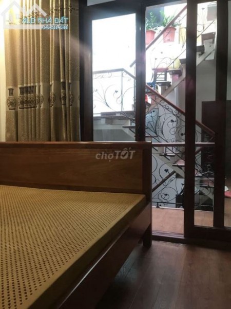 Bán nhà nguyên căn đường Âu Cơ, diện tích sử dụng 85m2, 4 tầng đúc, ô tô kinh doanh cực rẻ