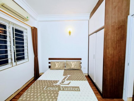 Bán nhà nguyên căn siêu phẩm Lĩnh Nam, ô tô đỗ cửa, dt 37m2, giá nhỉnh 3 tỷ, sổ sẵn
