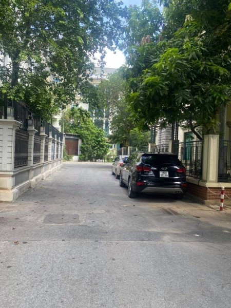 Chính chủ bán Biệt thự khu đô thị Mỹ Đình Sông Đà, Quận Nam Từ Liêm, giá 29.8 tỷ