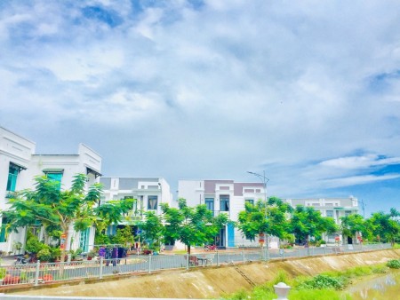Bán nhà hoàn thiện 1 trệt 1 lầu Thường Thạnh, giá bán 2 tỷ, hỗ trợ vay 50%, sổ sẵn