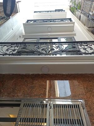 Bán Nhà Khương Đình Thanh Xuân 30m2, 5 Tầng, Giá 3.7 Tỷ, Ngõ nông rộng thoáng