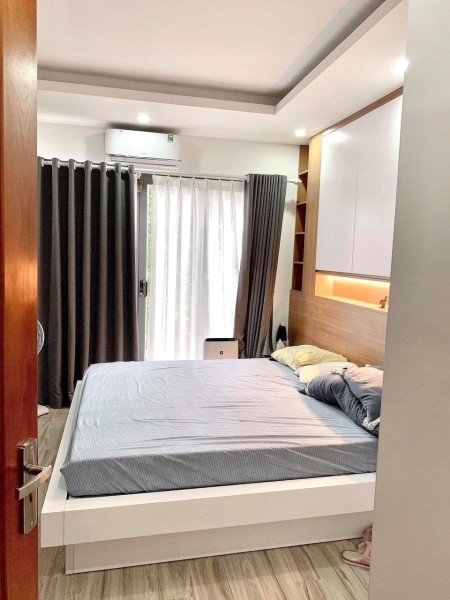 Bán nhà siêu Vip Hàm Nghi ngõ thông, ô tô đõ cửa, 6 tầng đúc, dt 41m2, giá 6 tỷ, lh 0978996965