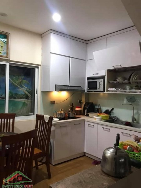 Nhà đẹp Văn Cao, Ba Đình ở luôn 15m ra phố 36m2x4T, MT 3.5m, giá nhỉnh 5 tỷ.