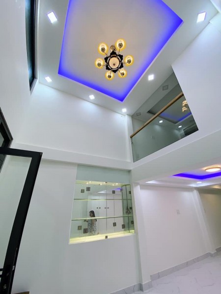 Bán nhà Võ Văn Kiệt hẻm xe hơi sát mặt tiền diện tích sử dụng 26 m2 chào mới 5.5 tỷ