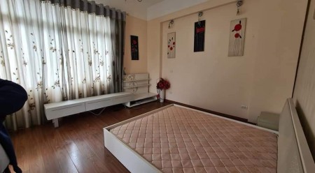 Mặt phố Hàng Bún diện tích sử dụng 161m2, đúc kiên cố 3 tầng, giá bán nhanh 42 tỷ
