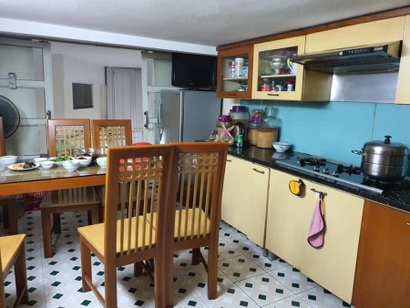 Trung tâm Quận Hai Bà Trưng, mặt tiền rộng diện tích to dòng tiền khủng, lh 0973357014