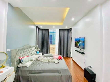Bán nhà nguyên căn Quang Trung Quận Hà Đông, dt 50m2, ngõ rộng cực hiếm, giá 3.3 tỷ