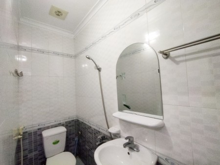 Cần bán nhà phố Vũ Trọng Khánh, Quận Hà Đông, Hà Nội, diện tích 45m2, mt 6.5m, giá 5 tỷ