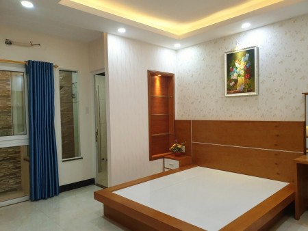 Siêu Hiếm Nhà Gò Vấp HXH, 5 tầng, diện tích sử dụng 80m2, Khu Phân Lô, Đẹp Lung Linh.