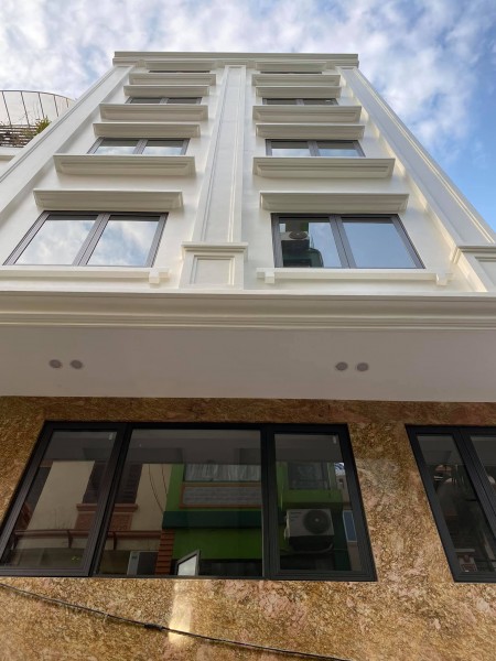 Bán nhà Lê Trọng Tấn, thang máy, phố xe buýt tránh nhau, dt 55m2, 7 tầng, giá bán 6,5 tỷ