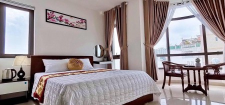 Bán khách sạn 25 phòng đường Trần Qúy Cáp Phường Thắng Tam, diện tích 130m2, giá tốt