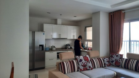 Cho thuê chung cư Golden Palace Mễ Trì, 2PN, 88m2, full đồ, 13 triệu. LH 0912974611
