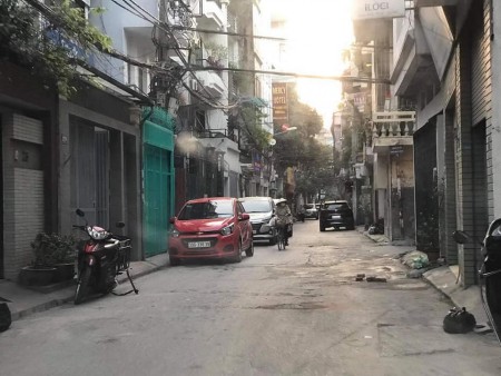 Bán nhà nguyên căn chính chủ Minh Khai, ô tô vào nhà view City dtsd 57m2, giá nhỉnh 9 tỷ
