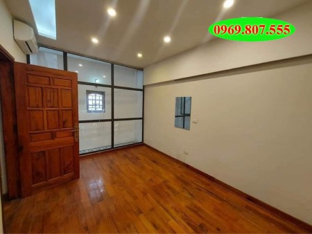 Cần bán gấp nguyên căn Đại Từ, Quận Hoàng Mai, diện tích 60m2, đúc 4 tầng, mt 4m, giá 3.5 tỷ