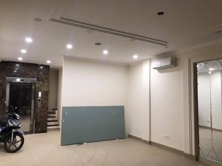 Bán nhà Phạm Tuấn Tài diện tích sử dụng 62m2, 7 tầng mặt tiền 5m giá chỉ 15 tỷ Cầu Giấy
