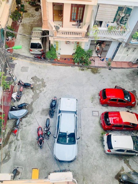 Bán nhà nguyên căn phố Trần bình, Cầu Giấy, siêu vị trí, sổ đỏ, dt 46m2, giá nhỉnh 5 tỷ
