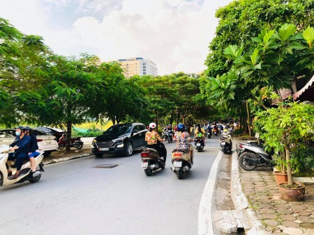 Đi đến slide 2