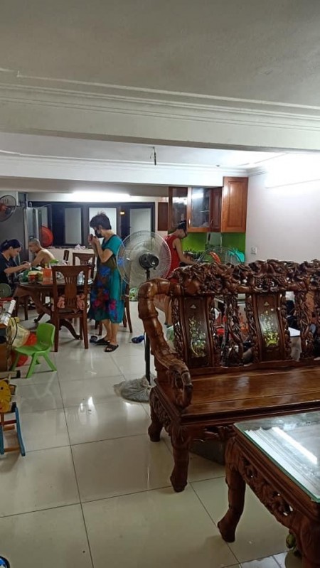 Hiếm, Bán Nhà Mặt phố Phan Kế Bính - Ba Đình - Vỉa Hè Rộng - Kinh Doanh Sầm Uất 13 Tỷ.