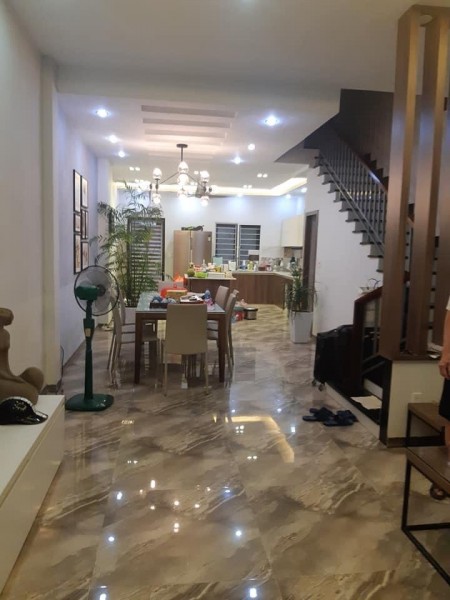 Cần Bán Gấp Nhà Ngọc Khánh khu phân lô cán bộ cấp cao ô tô tránh giá bán 16 tỷ