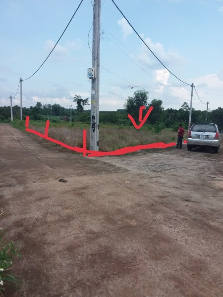 Bán đất sổ đỏ, 2 mặt tiền, diện tích 120m2, giá bán 770 triệu, liên hệ 0901777807
