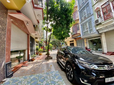 Bán nhà Nghĩa Tân, ô tô đỗ cửa, Ngõ Thông, Tiện ích VIP diện tích 48m2, giá bán 4,5 tỷ