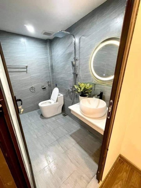 Bán gấp nhà nguyên căn Phúc Lợi, lô góc diện tích sử dụng 35m2, giá bán 1.55 tỷ, sổ sẵn