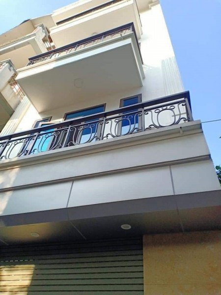 Hàng hiếm lại độc nhà rộng thênh thang, sất vách Royal City dtsd 69m2, giá nhỉnh 5 tỷ