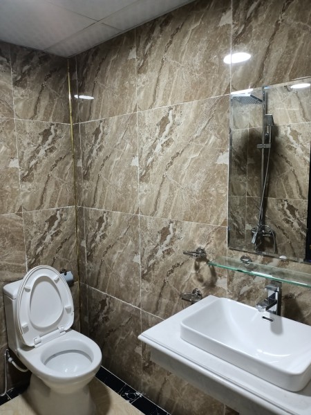 Bán nhà siêu phẩm Hai Bà Trưng, lô góc mới kính coong dtsd 31m2, giá 3x tỷ, vào ở ngay