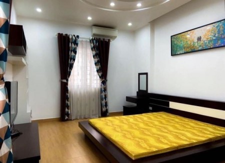 Bán nhà Văn Hương, giá bán 2.6 tỷ, diện tích sử dụng 32m2, đúc kiên cố 4 tầng, phố Tôn Đức Thắng