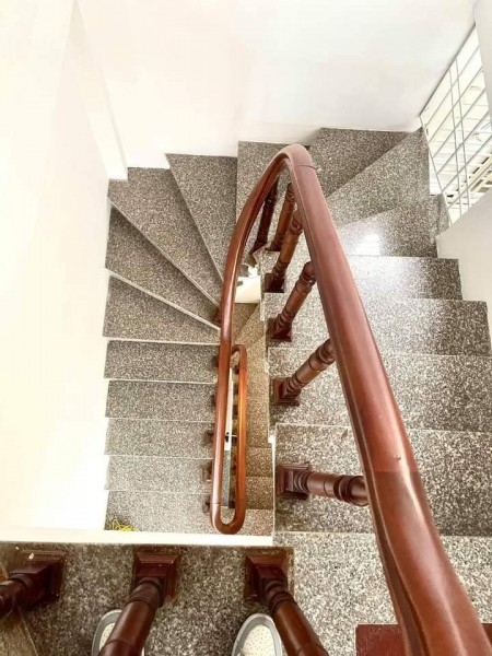 Bán nhà phố Trương Định Quận Hai Bà Trưng, đúc 3,5 tầng xây kiên cố ở ngay giá 1.2 tỷ