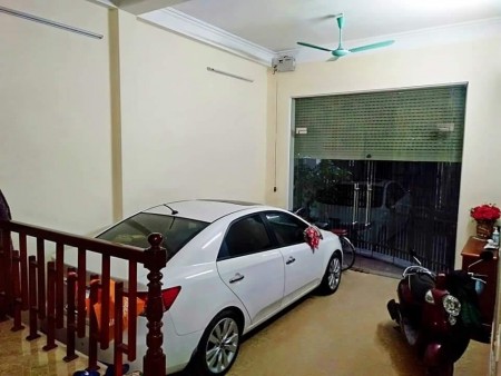 Hot 4,9 tỷ nhà nguyên căn 5 tầng Gara Mỹ đình. Tiện ích ngập tràn, khu dân cư đông đúc